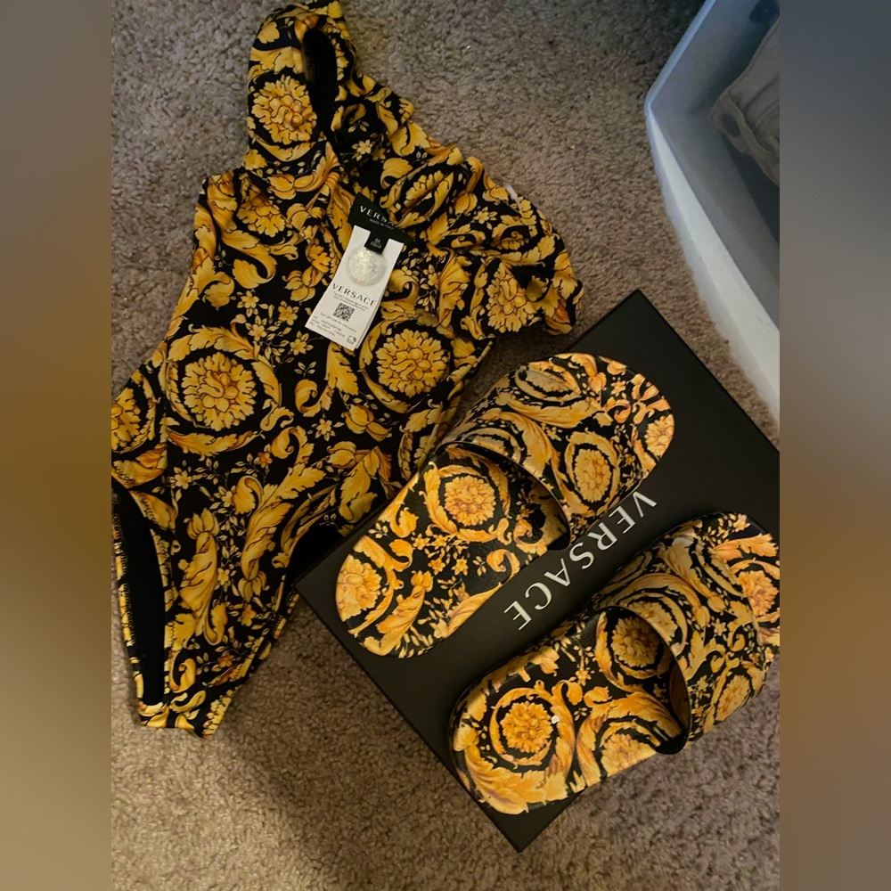 Girls one strap Versace swim suit size 6. Versace slide size 29-30